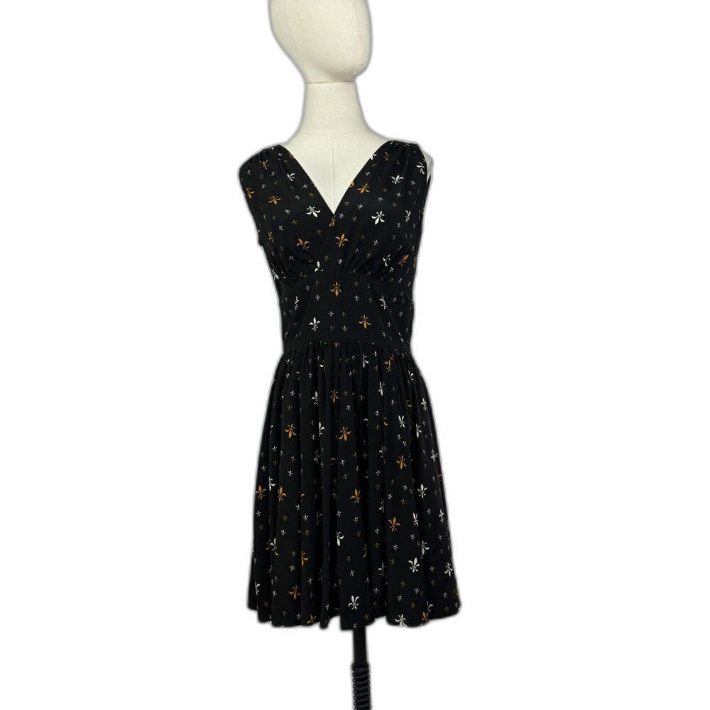 Trashy Diva by Candice Gwinn | NWT | Deep Cut V-Neck Mini Fit n Flare | Sz 8 - Picture 4 of 7
